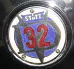 32 Stutz DV32 Hubcap Mascot