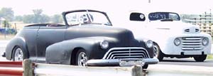 41 Olds Convertible vs 48 Ford Chopped Panel Delivery