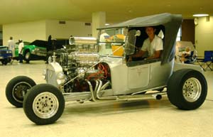 23 Ford Model T Bucket Roadster